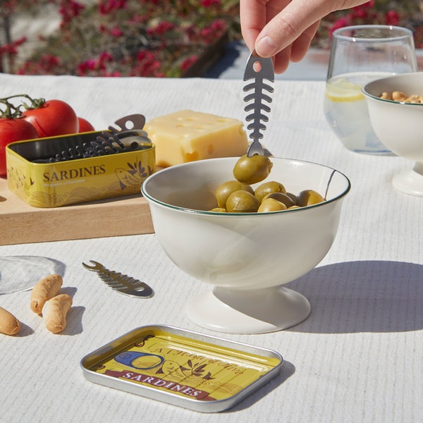 alvi   Sardines set de 6 tenedores para aperitivo en forma de raspa de sardina y presentado en una l