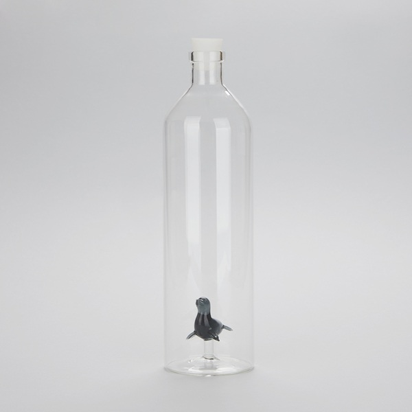 alvi Bottiglia Seal per l'acqua Figura di una foca all'interno Con tappo in silicone Borosilicato 30