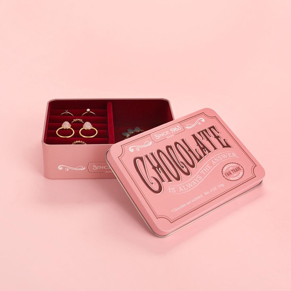 Balvi Schmuckschatulle Chocolate Farbe Rosa Eine Tafel Schokolade darstellend Blech/Samt