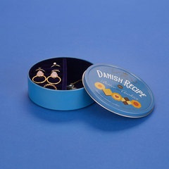 Balvi Caja joyero Danish Coockies Color azul Simula una caja de galletas Lata/terciopelo